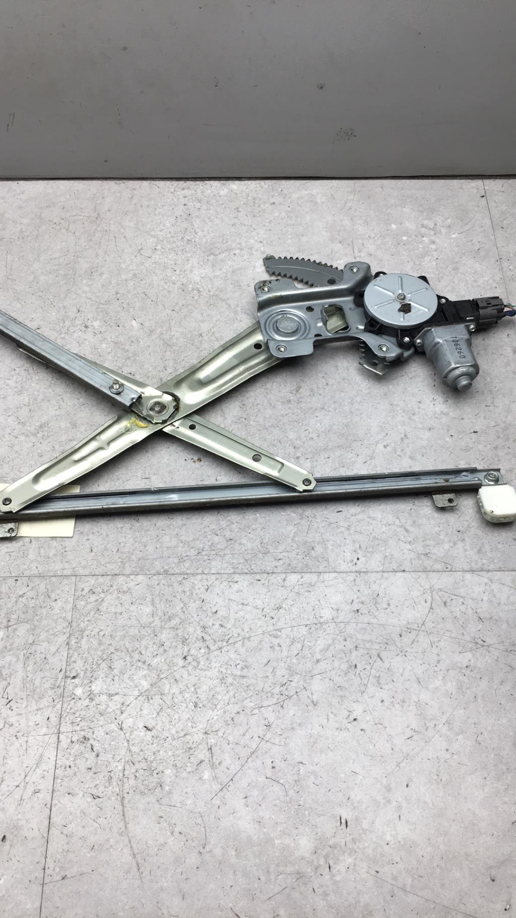 Alzacristalli elettrico anteriore destro PEUGEOT 4007  - 1