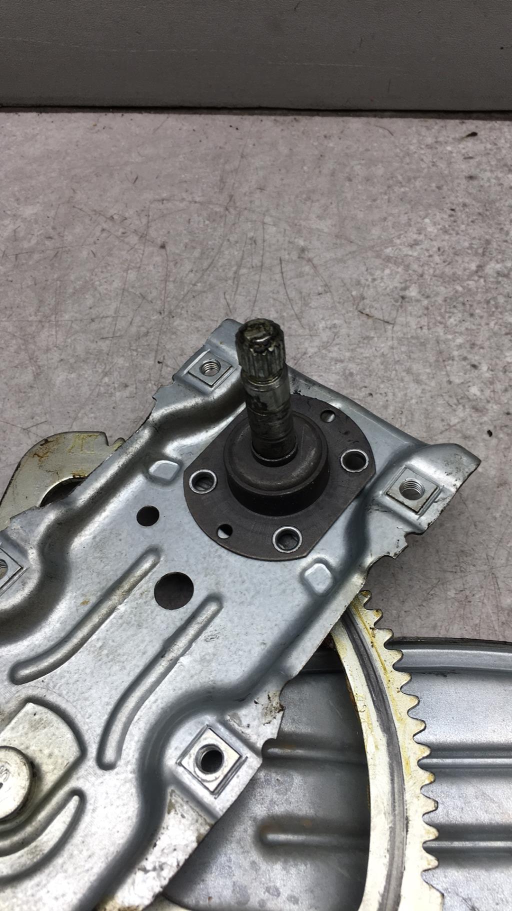 Alzacristalli manuale posteriore sinistro TOYOTA YARIS 2 PHASE 1  - 1