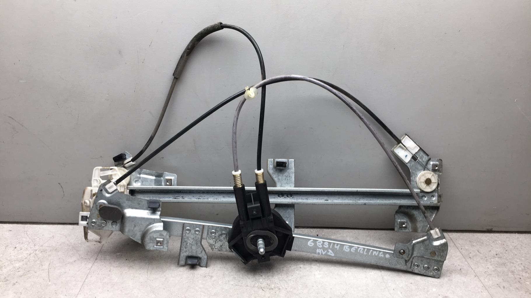 Alzacristalli manuale anteriore destro CITROEN BERLINGO 1 PHASE 1 Diésel - 1