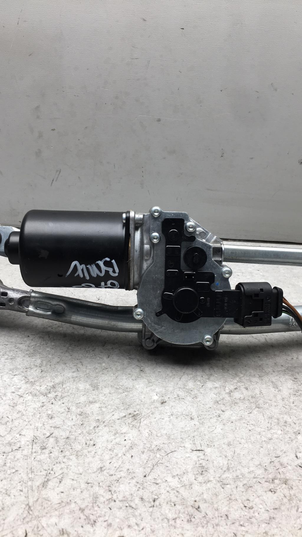 Motore tergicristallo anteriore BMW SERIE 3 E90 PHASE 1  - 1