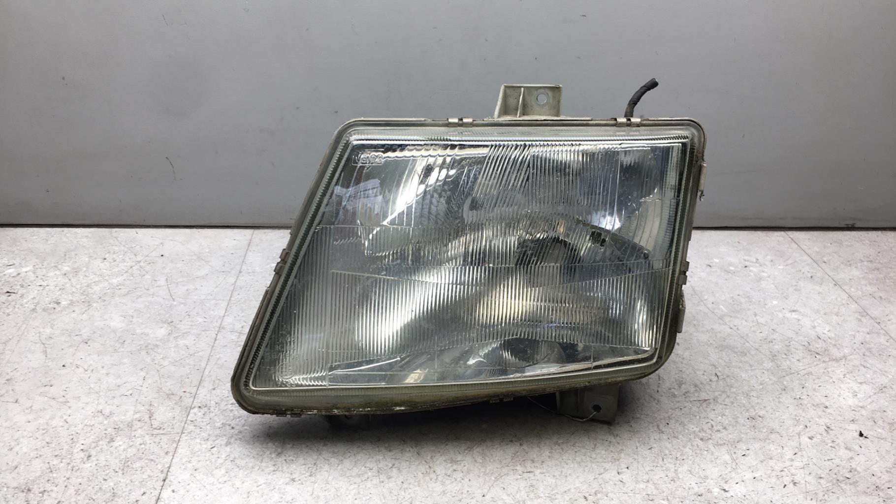 Gruppo ottico anteriore principale sinistro (luci)(faro) MERCEDES VITO 638 Diésel - 1