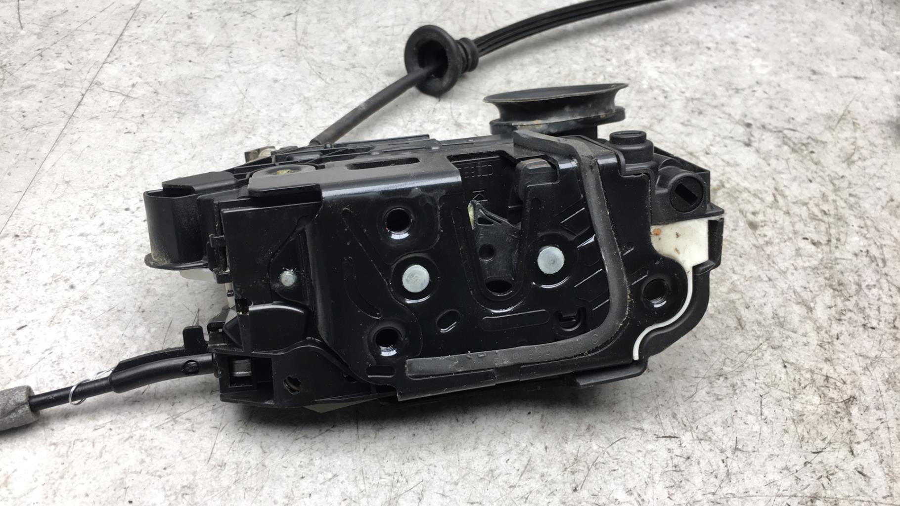 Serratura posteriore destra VOLKSWAGEN GOLF 6  - 1