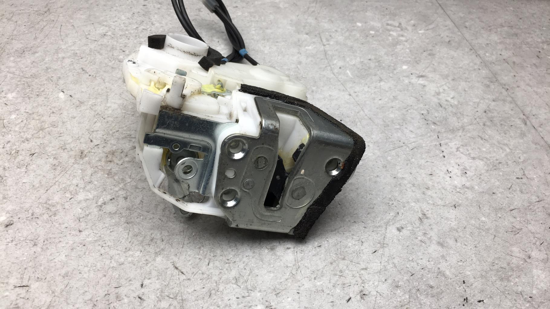 Serratura posteriore destra OPEL AGILA B Gasolina - 1