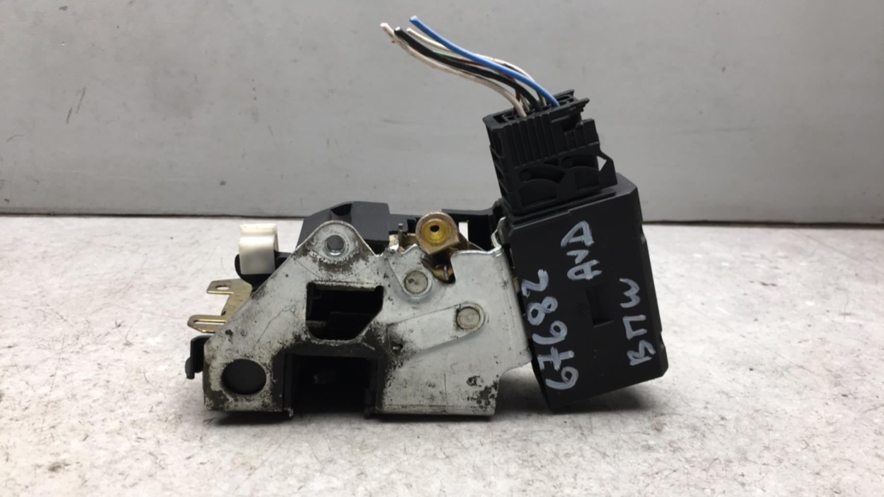 Serratura anteriore destra BMW SERIE 3 E36  - 1