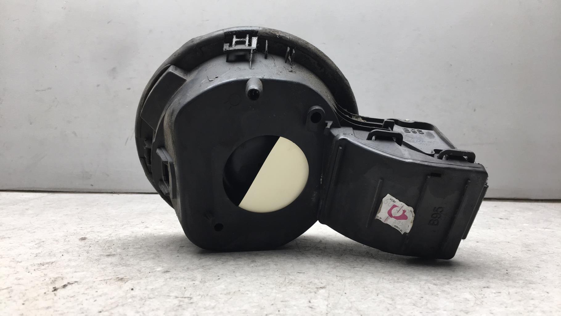 Trappe d'essence RENAULT MEGANE 3 PHASE 1 Diesel - 1