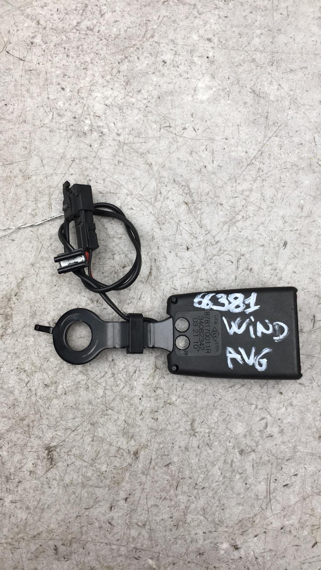 Attache ceinture avant gauche RENAULT WIND CABRIOLET Essence - 1