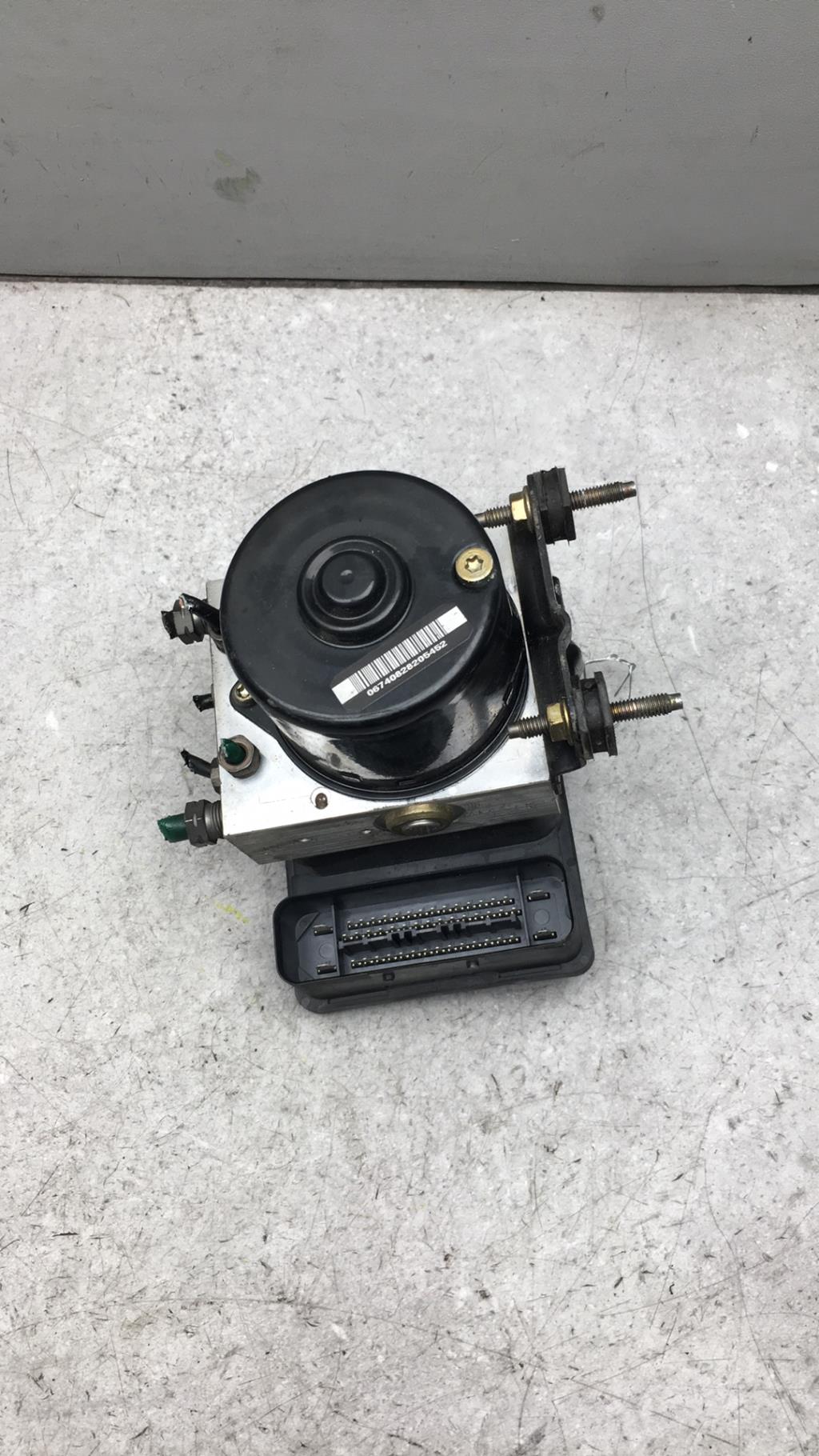 Bloc ABS (freins anti-blocage) CITROEN C5 1 PHASE 2 Diesel - 1