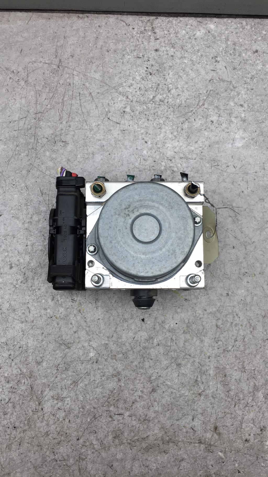 Bloc ABS (freins anti-blocage) RENAULT CLIO 3 PHASE 1 Essence - 1