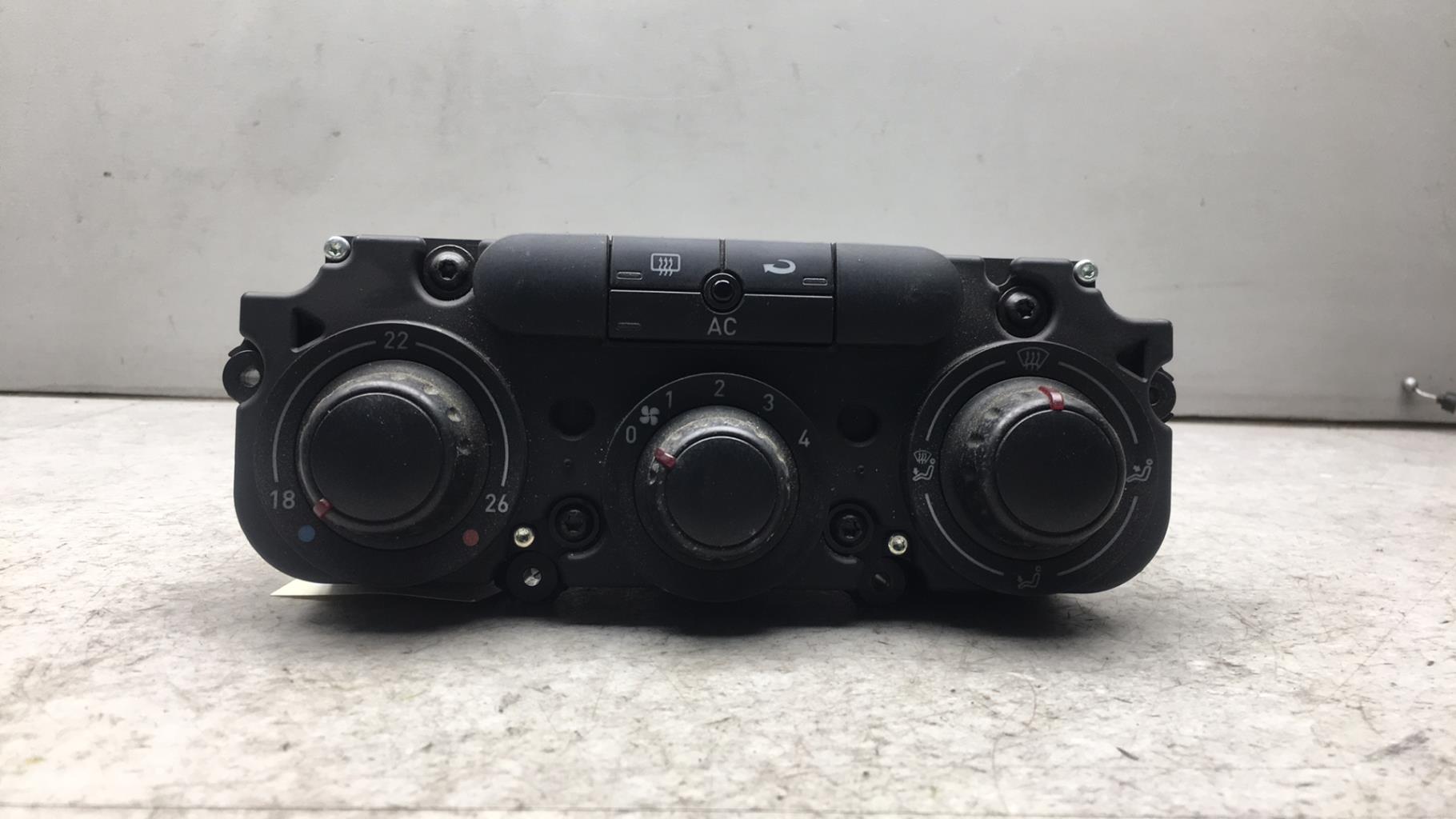 Commande chauffage SEAT LEON 2 PHASE 1 Diesel - 1