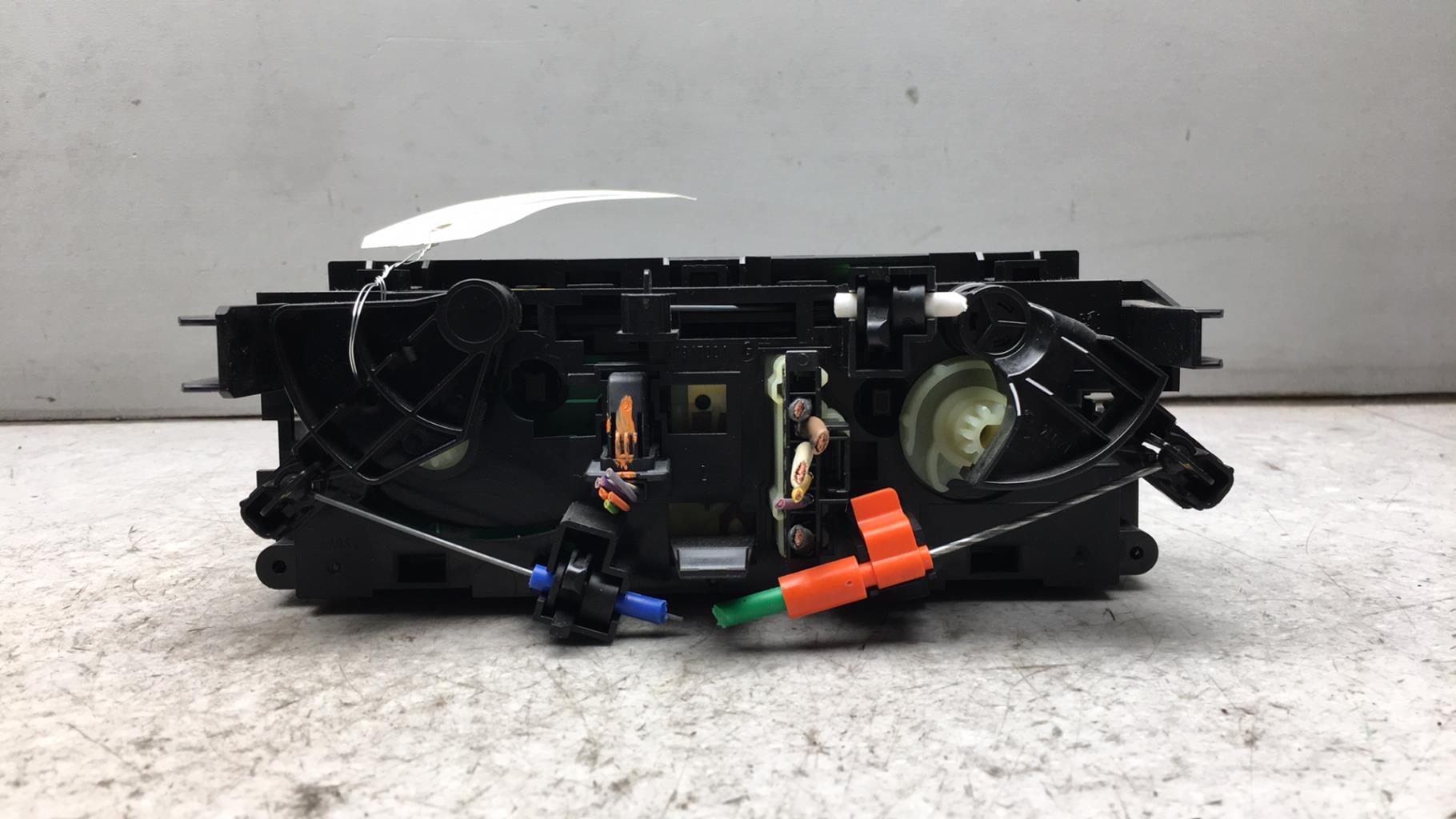 Commande chauffage PEUGEOT 207 PHASE 1 Essence - 1