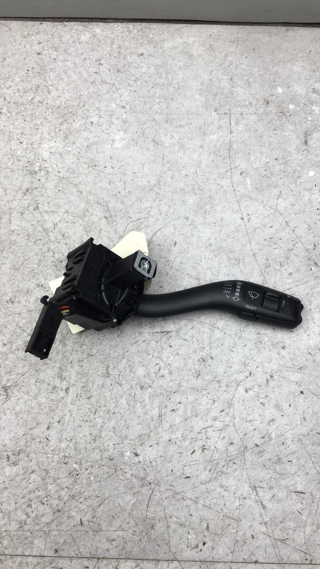 Commodo d'essuie glaces AUDI A3 2 PHASE 2  - 1