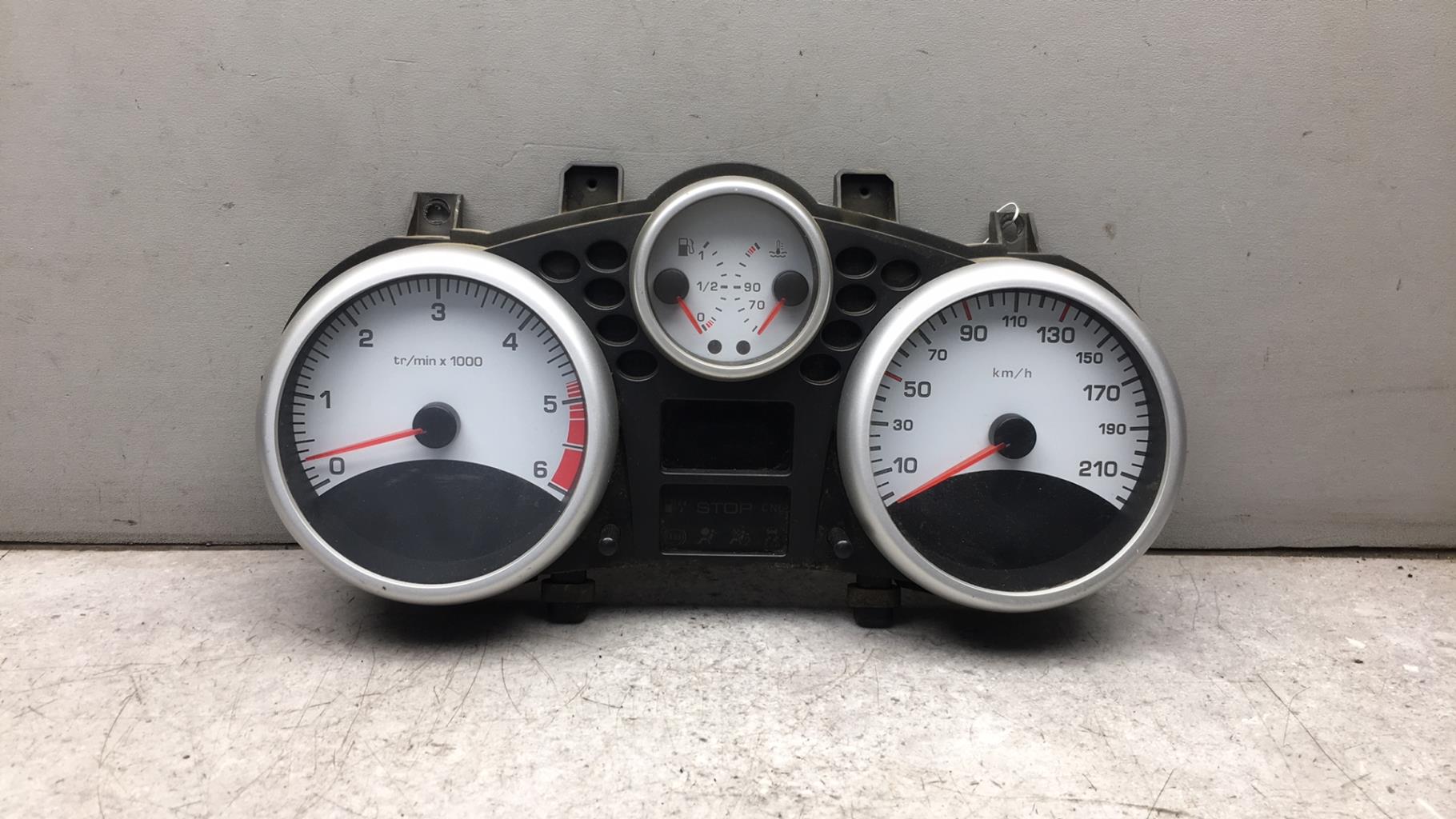 Tachimetro PEUGEOT 206+ Diésel - 1