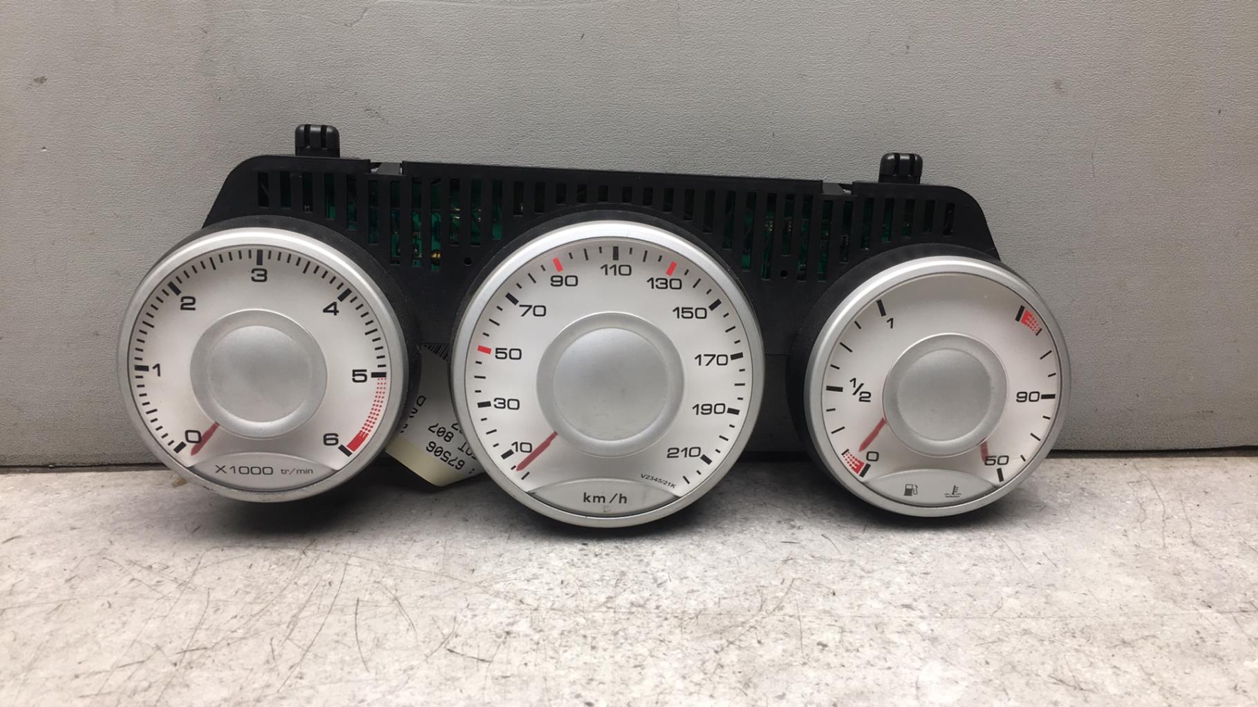 Compteur PEUGEOT 807 Diesel - 1