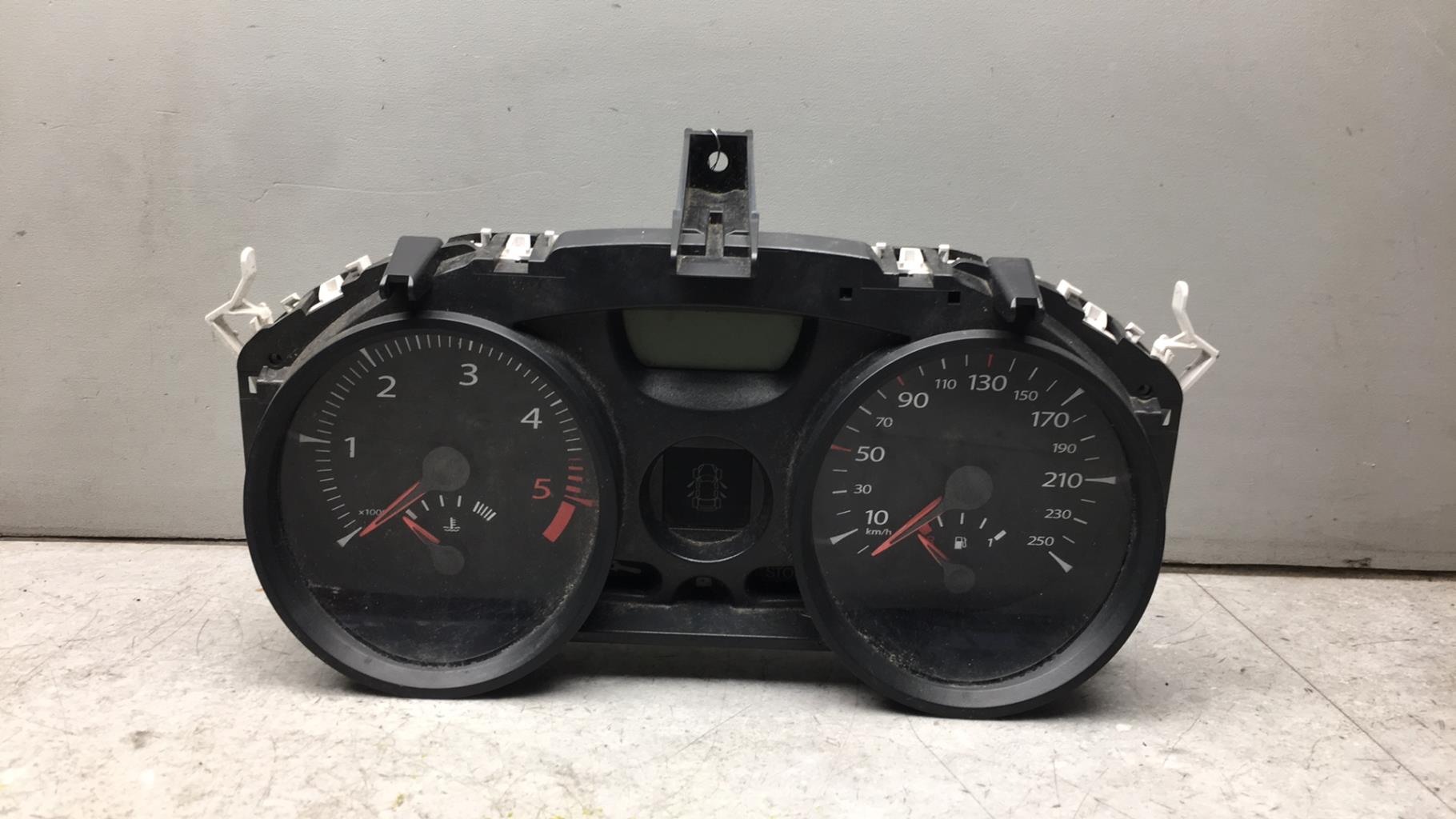 Compteur RENAULT MEGANE 2 PHASE 2  - 1