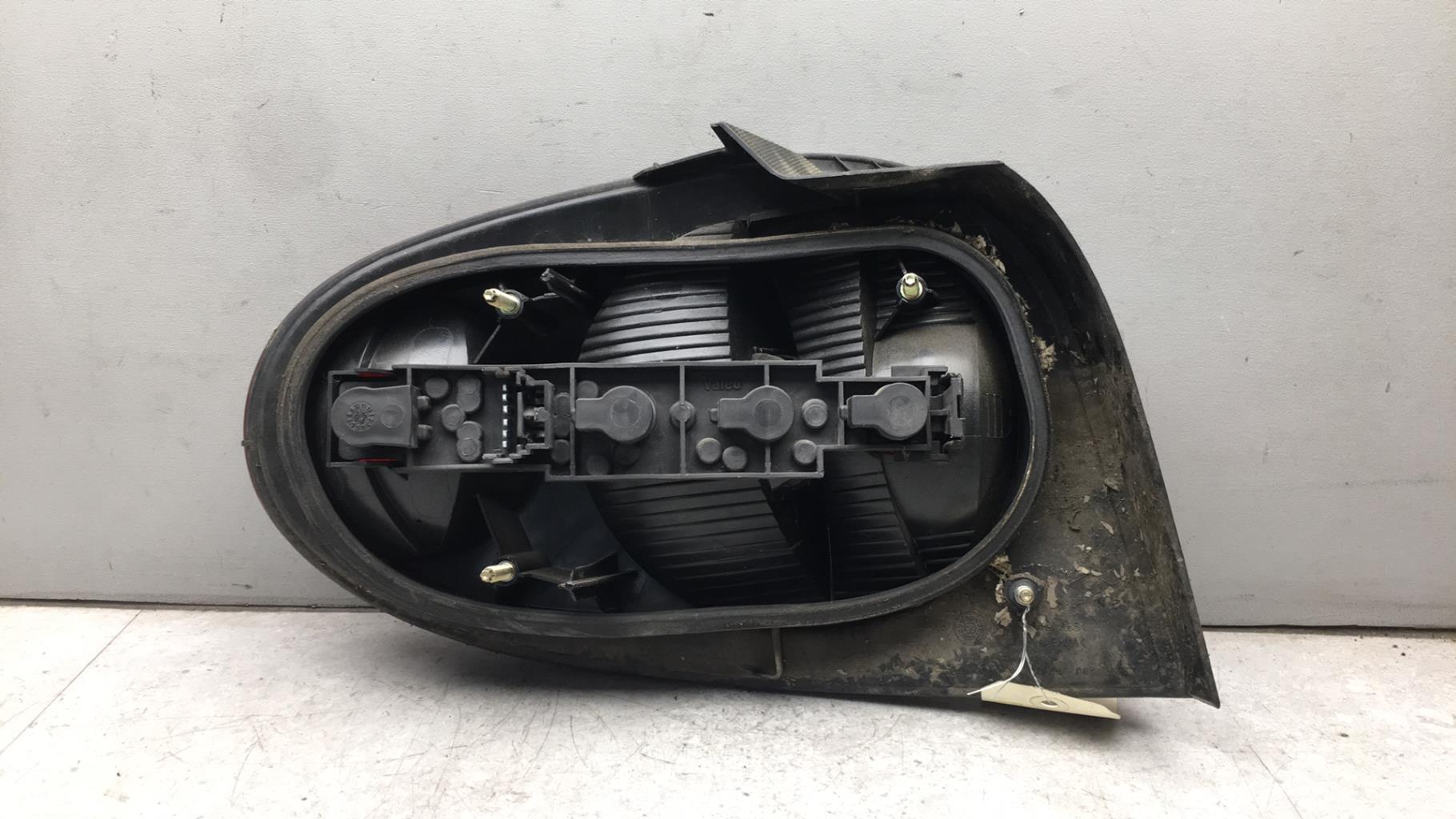 Fanale posteriore principale destro (luci) RENAULT MEGANE 1 PHASE 2 COUPE  - 1
