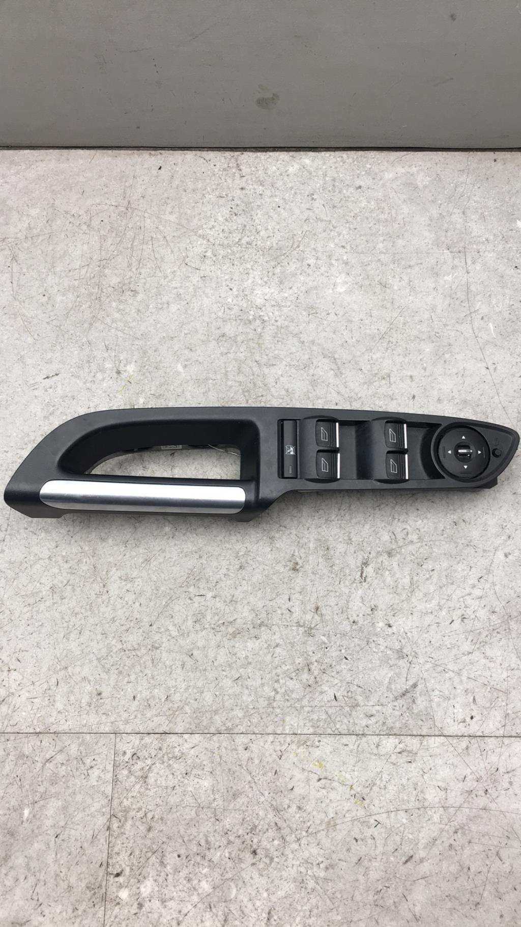 Interruttore lavacristalli anteriore sinistro FORD C-MAX 2 PHASE 1 Diésel - 1