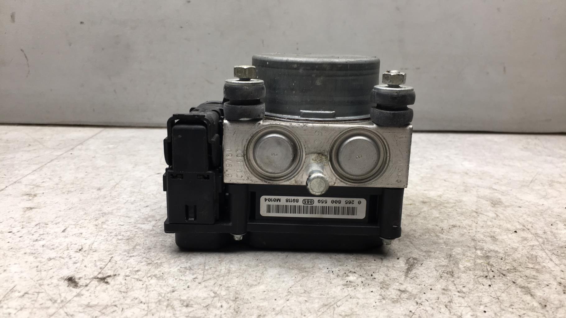 Bloc ABS (freins anti-blocage) RENAULT CLIO 3 PHASE 1 BREAK  - 1