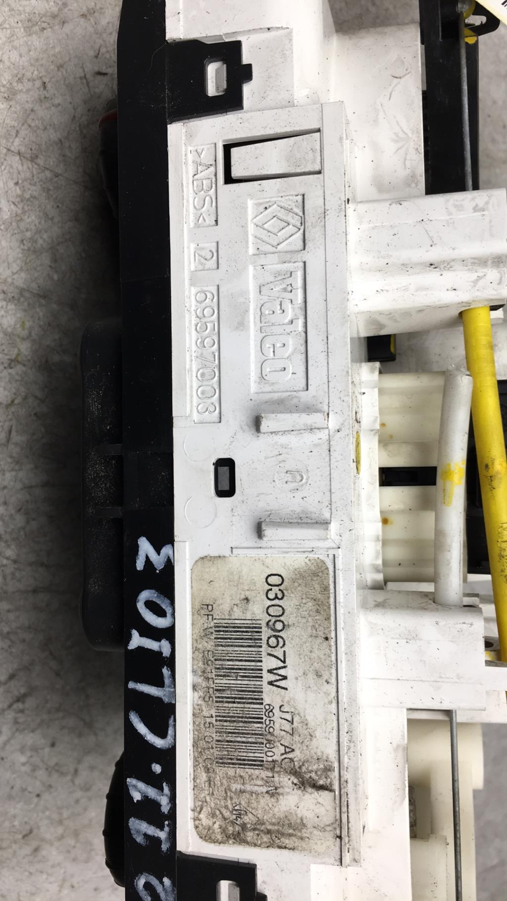 Commande chauffage RENAULT CLIO 3 PHASE 1 BREAK  - 1