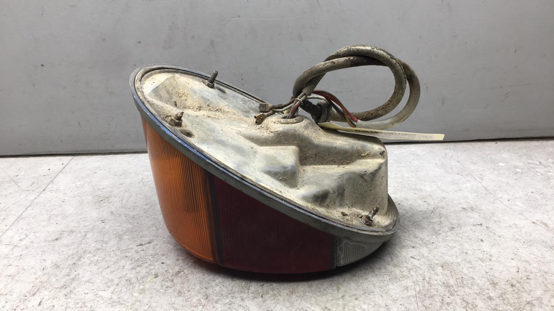 Fanale posteriore principale destro (luci) VOLKSWAGEN COCCINELLE Gasolina - 1