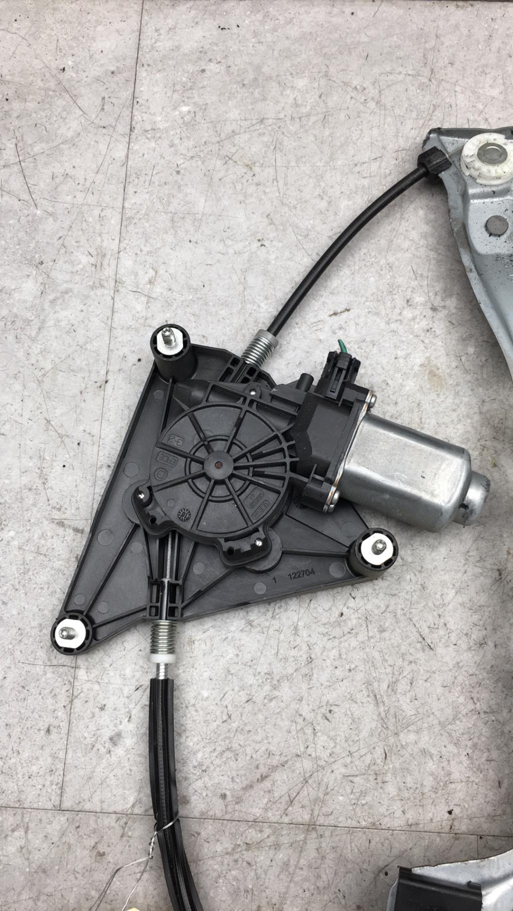 Alzacristalli elettrico anteriore destro PEUGEOT 108 Gasolina - 1