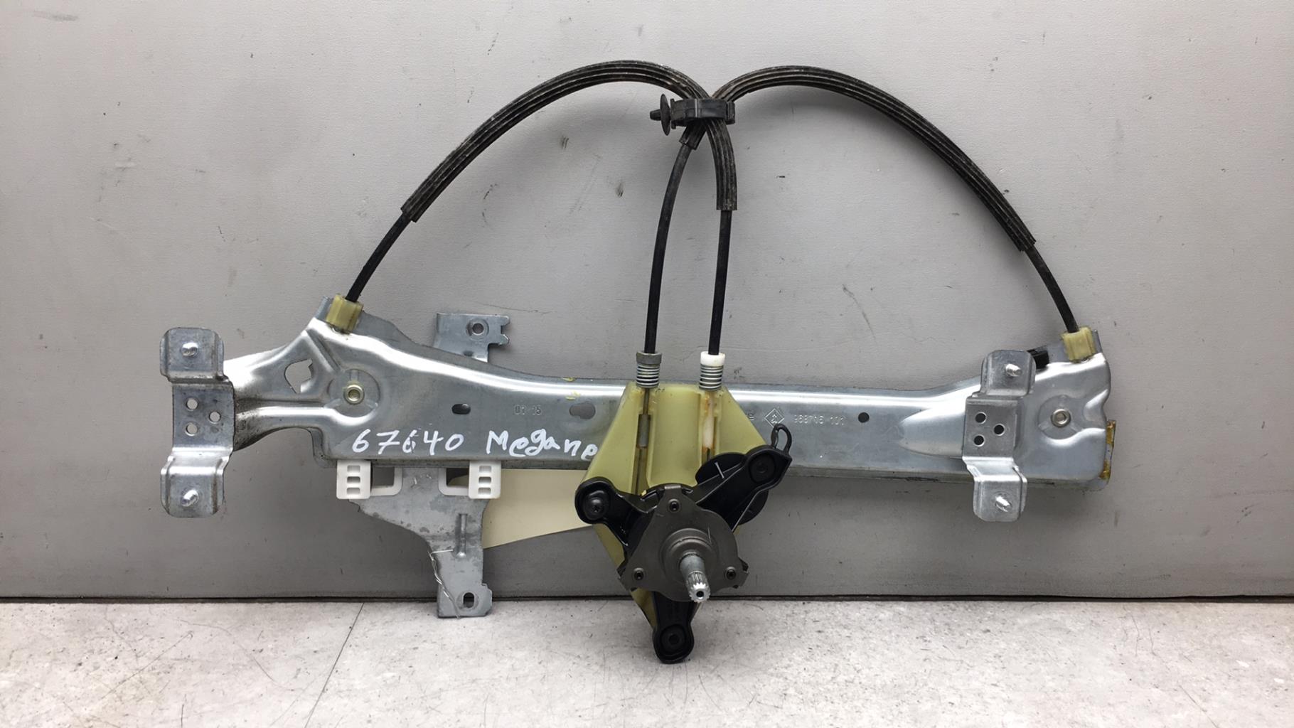 Alzacristalli manuale posteriore sinistro RENAULT MEGANE 3 PHASE 3 Diésel - 1