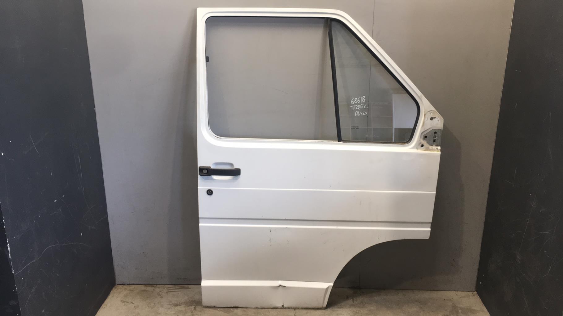Porte avant droit RENAULT TRAFIC 1 PHASE 3 Diesel - 1