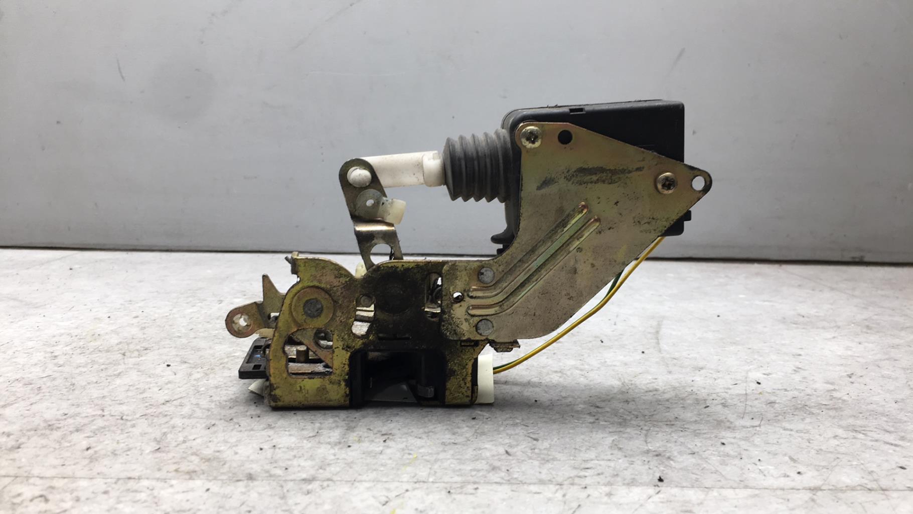 Serratura anteriore sinistra VOLVO 440 PHASE 2 Gasolina - 1
