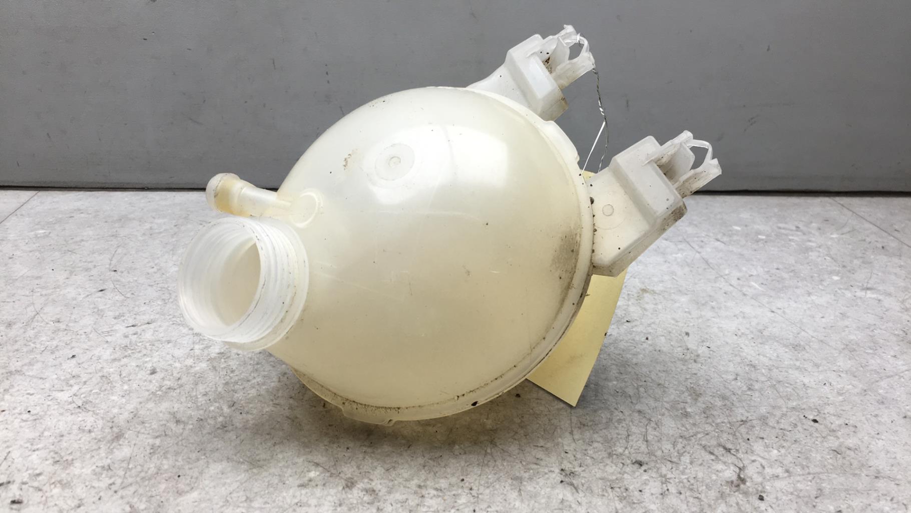 Vase d'expansion CITROEN C4 CACTUS Diesel - 1