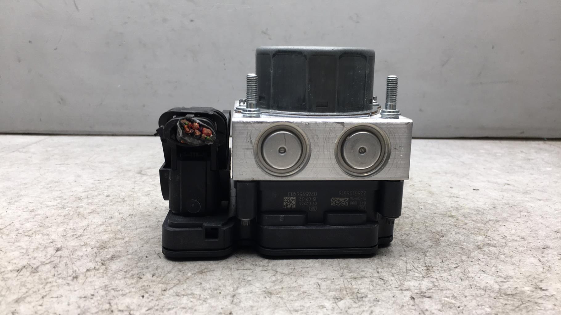 Bloc ABS (freins anti-blocage) RENAULT CLIO 4 PHASE 1 Diesel - 1