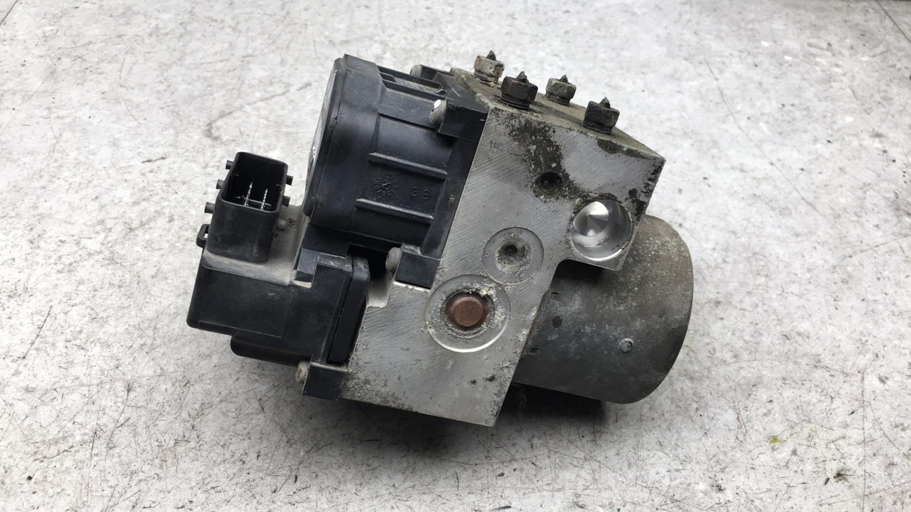 Bloc ABS (freins anti-blocage) SUBARU FORESTER 2 PHASE 1 Essence - 1