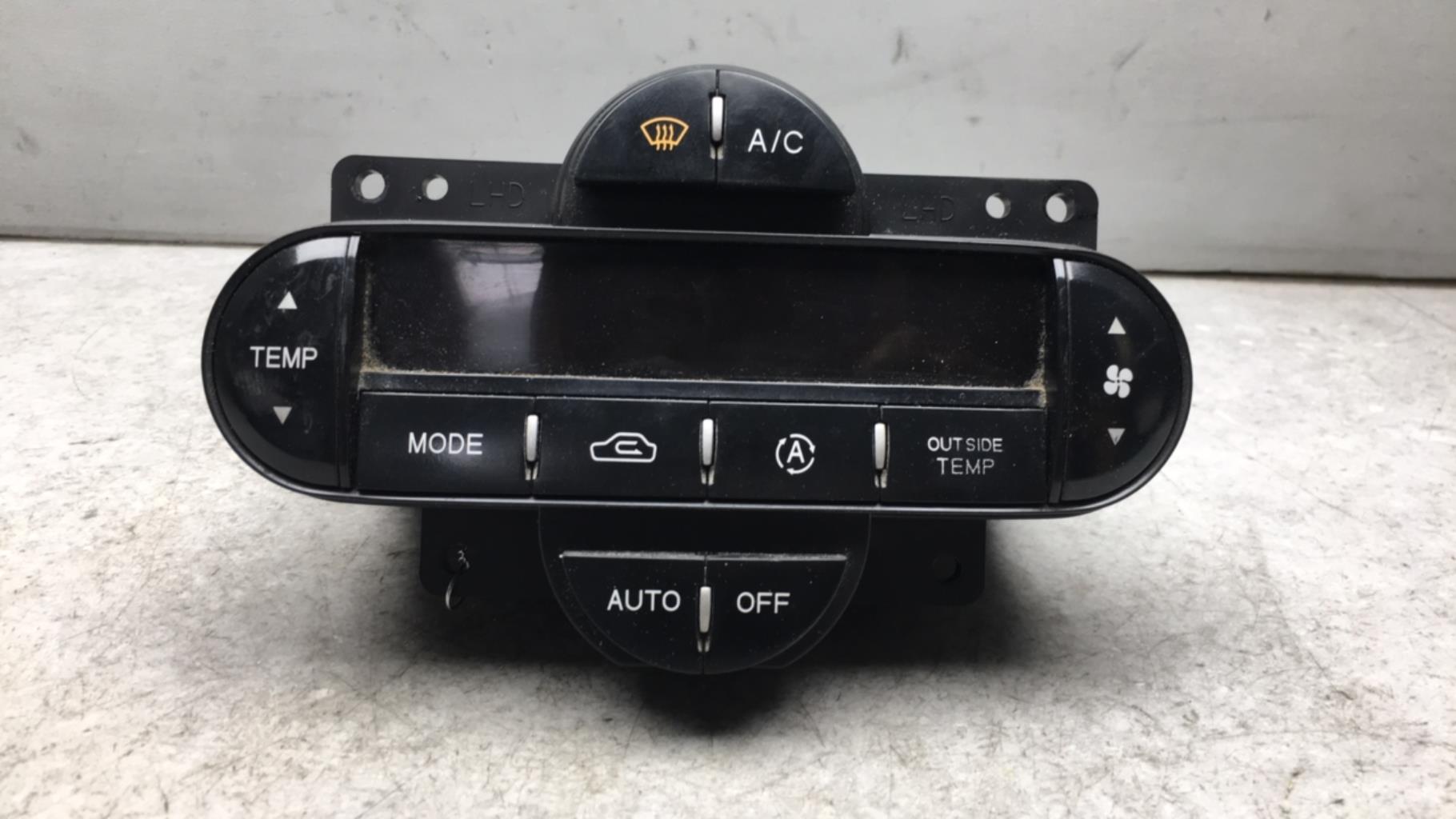 Commande chauffage KIA CARENS 2 Diesel - 1