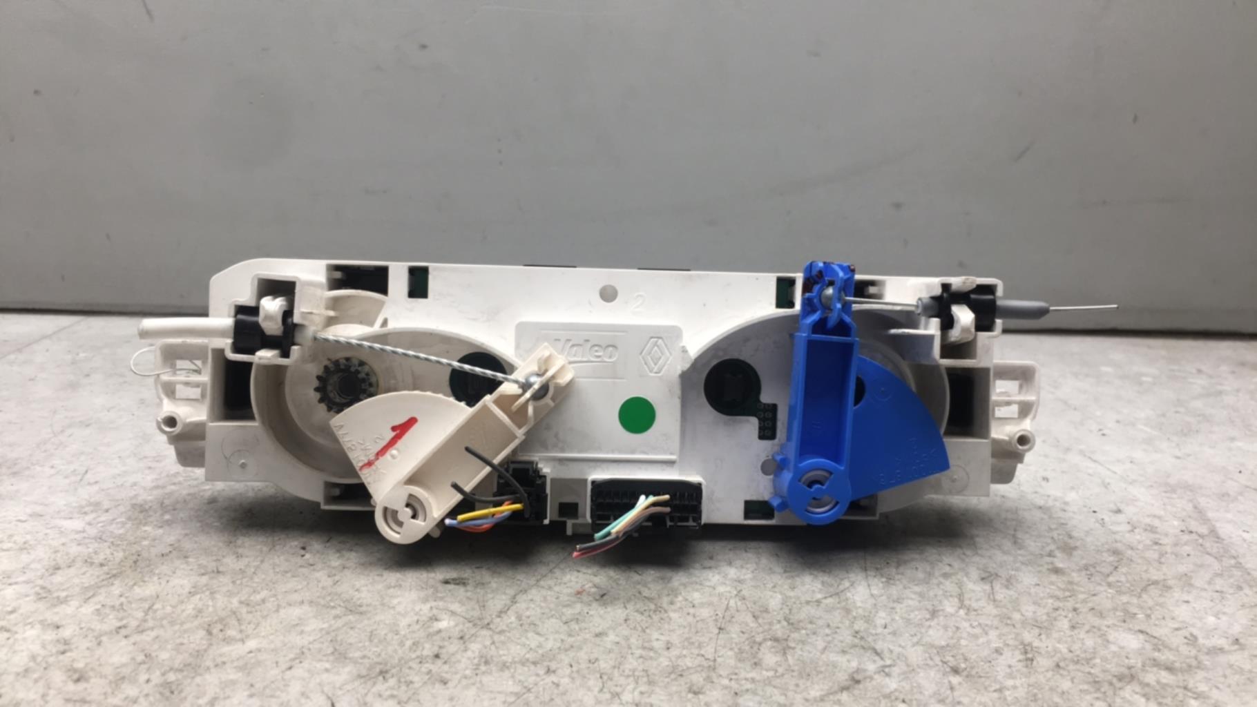 Commande chauffage RENAULT MEGANE 3 PHASE 1 Diesel - 1