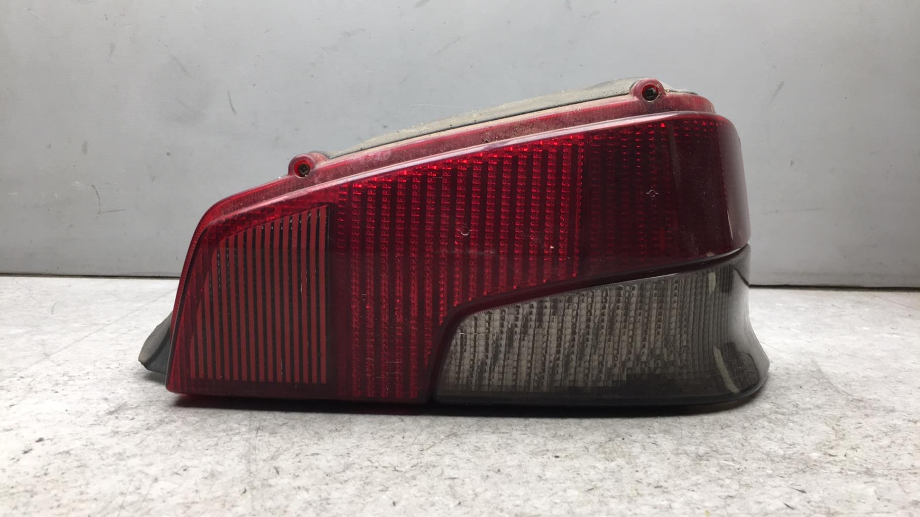 Fanale posteriore principale destro (luci) PEUGEOT 106 PHASE 1 Diésel - 1