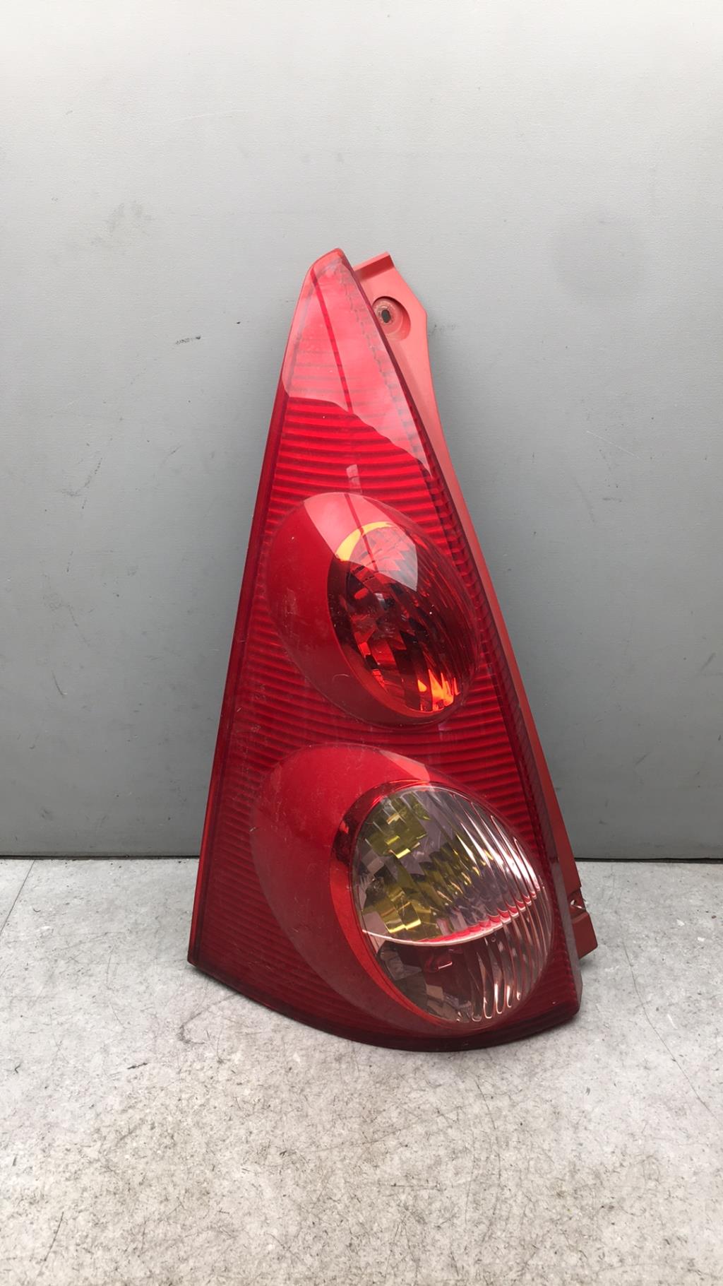 Fanale posteriore principale sinistro (luci) PEUGEOT 107 PHASE 1 Diésel - 1