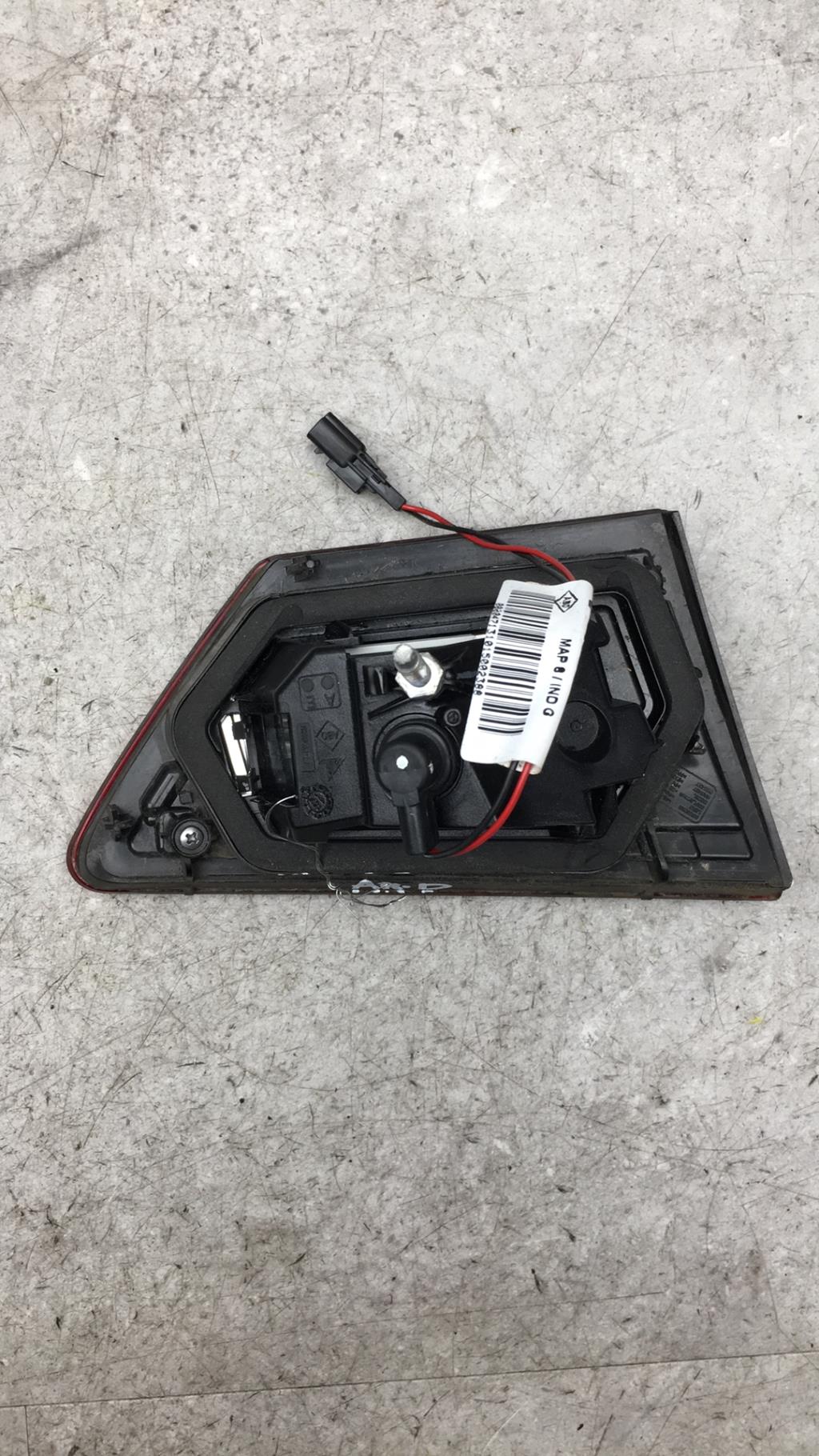 Feu arriere secondaire droit (feux) RENAULT CLIO 4 PHASE 1  - 1