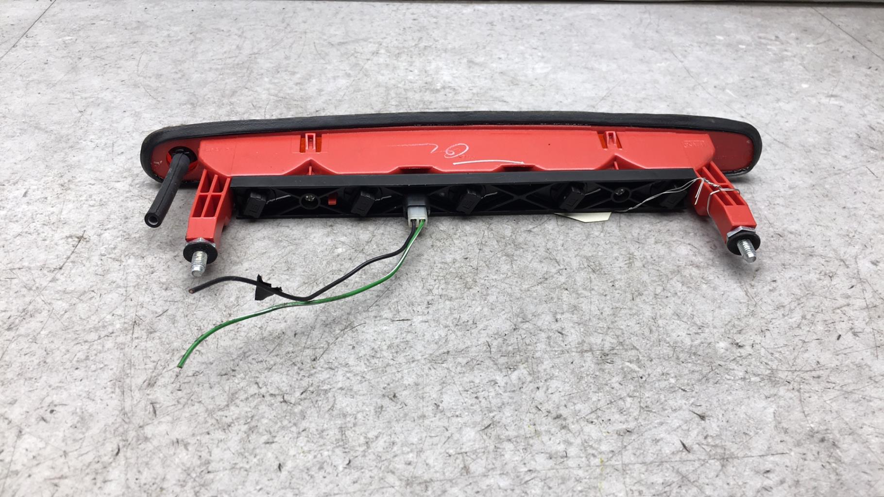 Luce stop centrale SUZUKI ALTO 3 Gasolina - 1