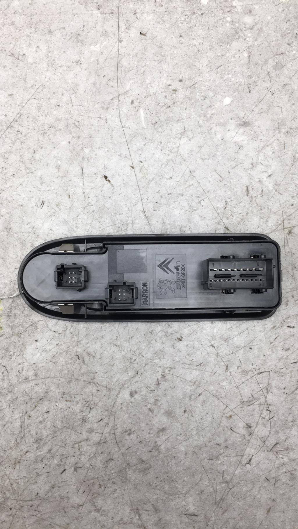 Interruttore lavacristalli anteriore sinistro PEUGEOT 508 1 PHASE 2  - 1