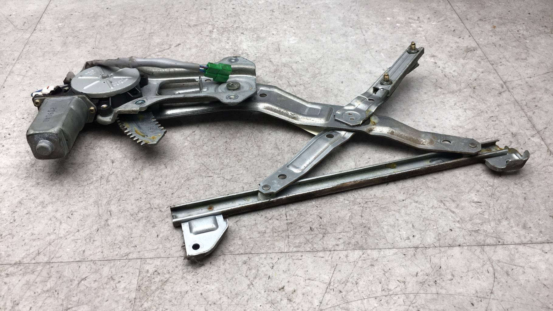 Alzacristalli elettrico posteriore sinistro SUBARU FORESTER 2 PHASE 1 Gasolina - 1