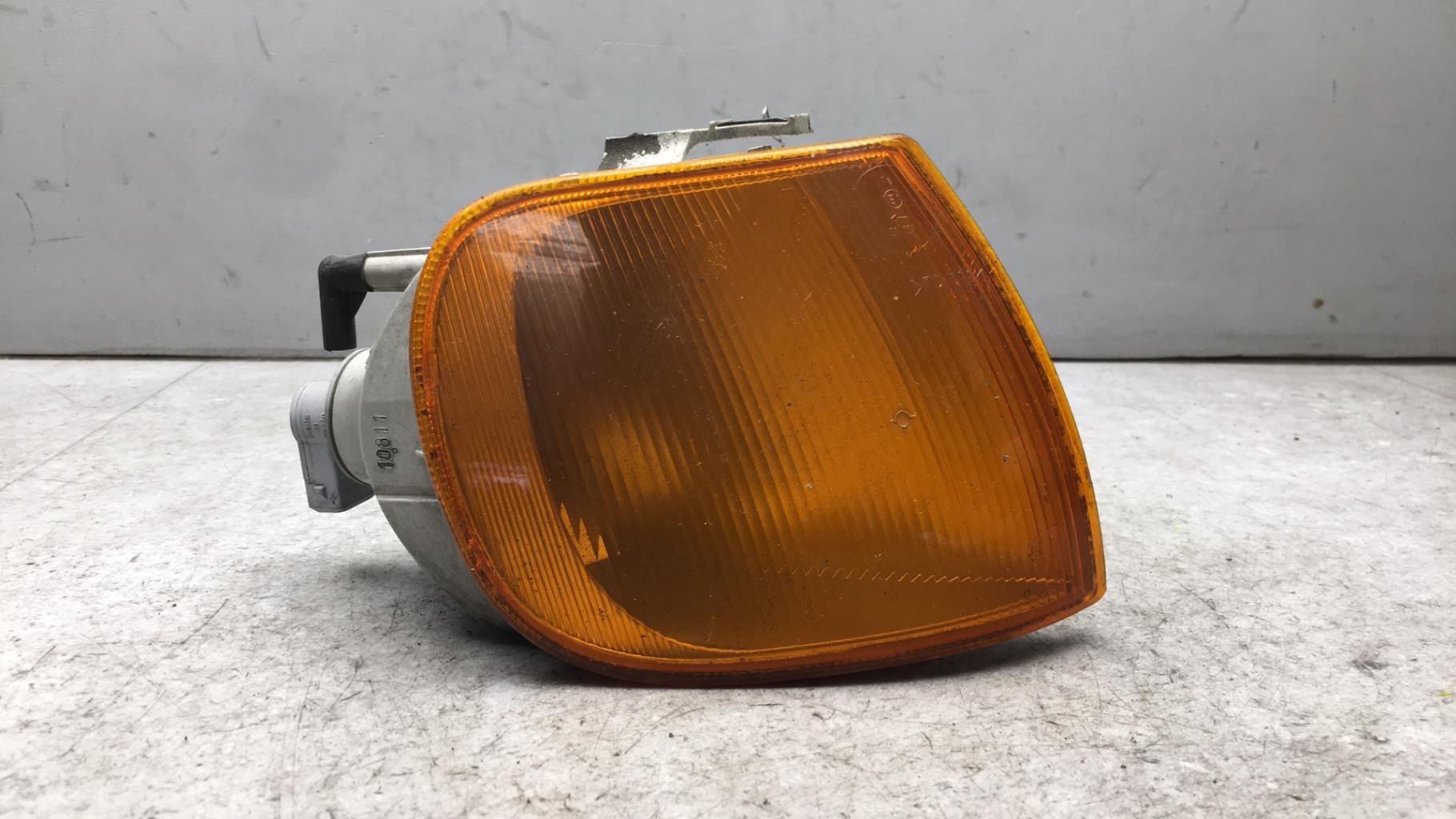 Gruppo ottico anteriore secondario destro (luci)(freccia) VOLKSWAGEN POLO 3 PHASE 1 Gasolina - 1