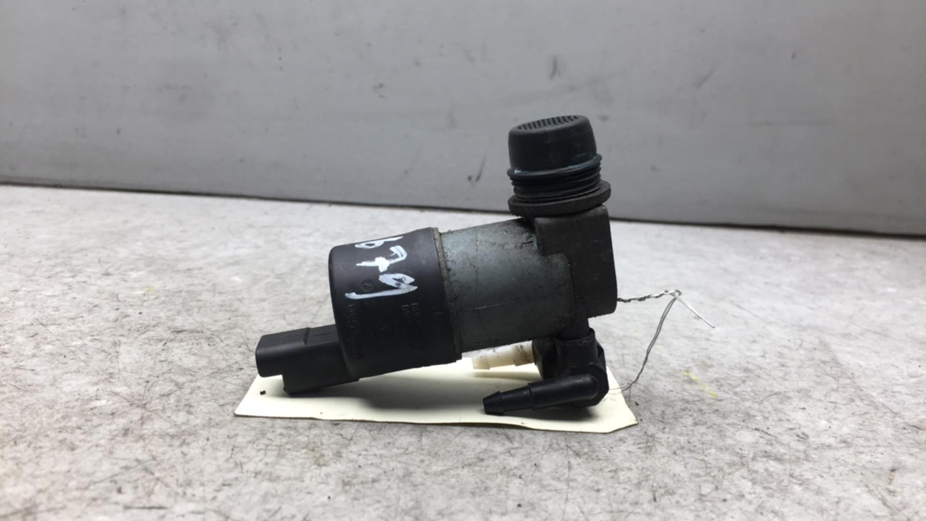 Pompe lave glace avant DACIA LOGAN MCV 1 PHASE 2 BREAK  - 1