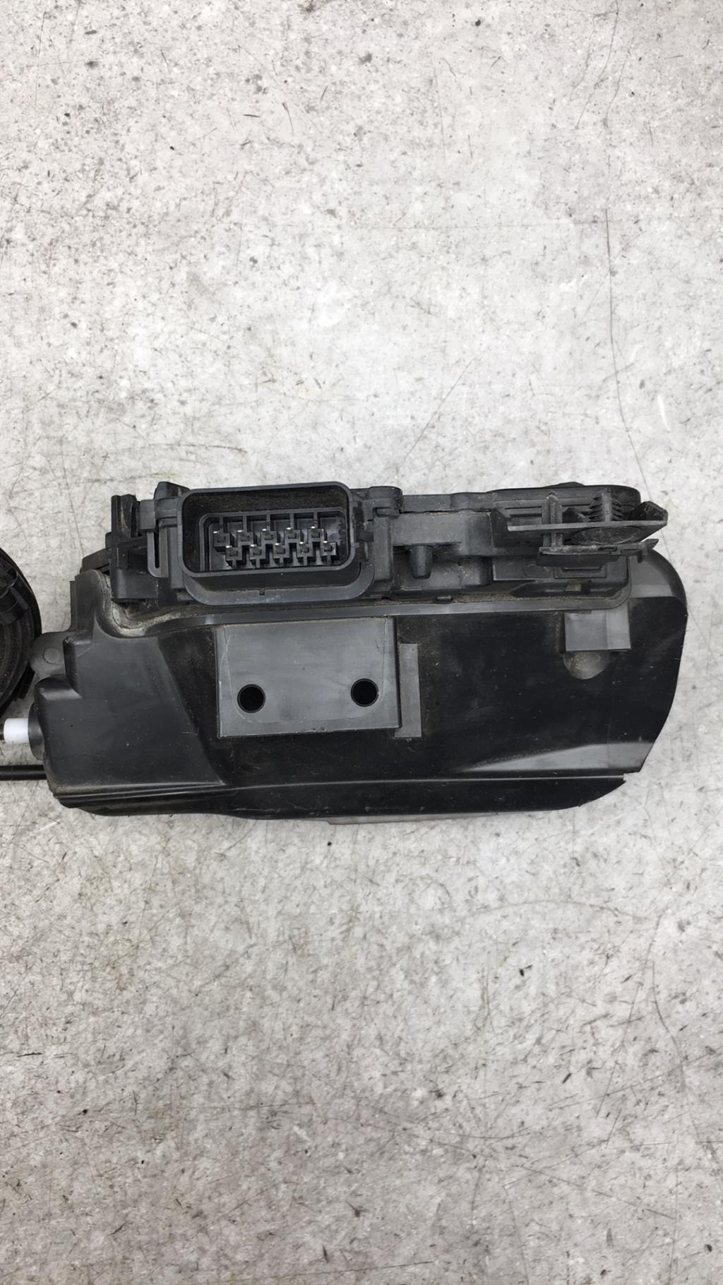 Serrure avant gauche FORD B-MAX  - 1