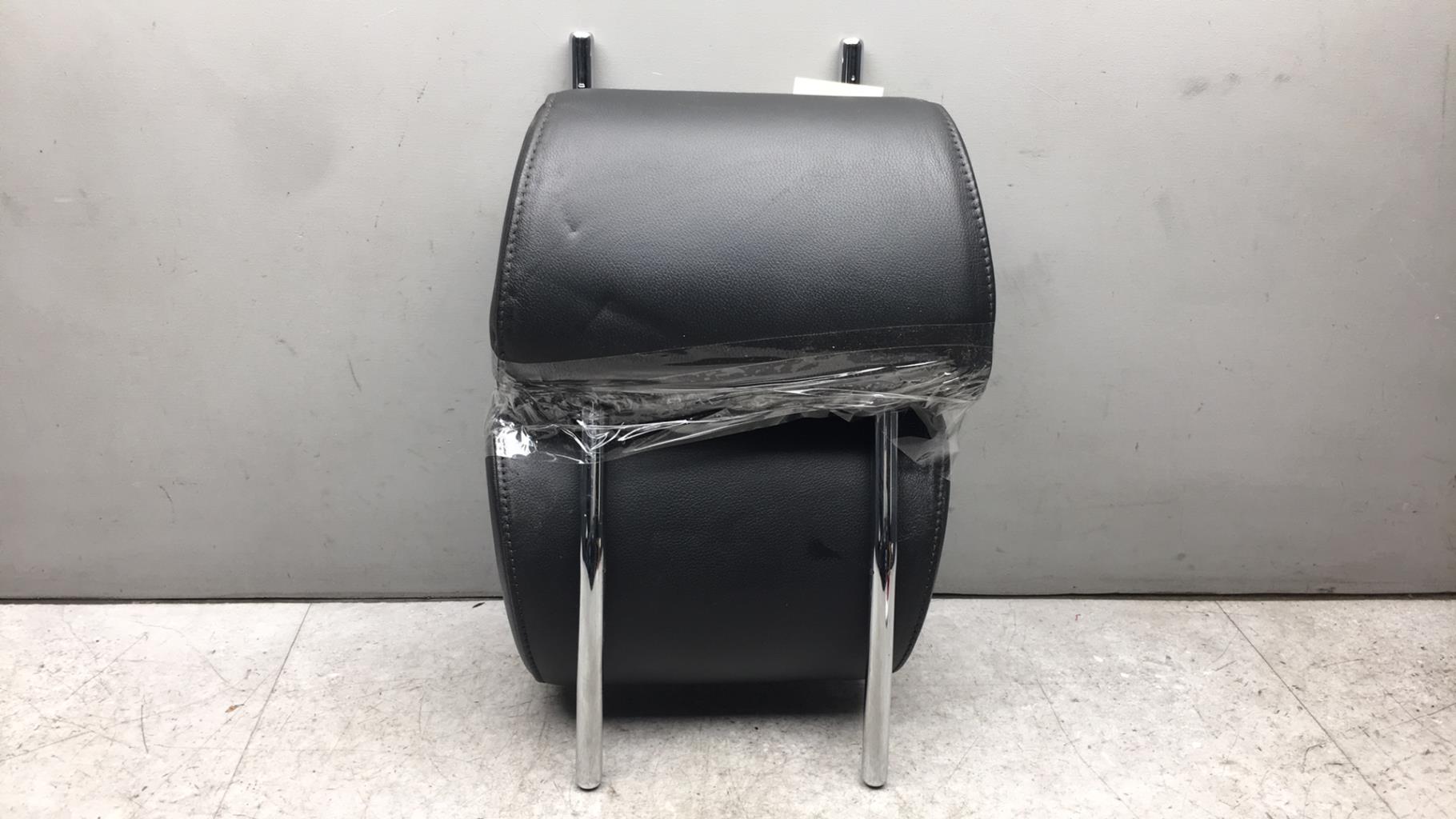 Appui tete avant AUDI A3 2 PHASE 1  - 1
