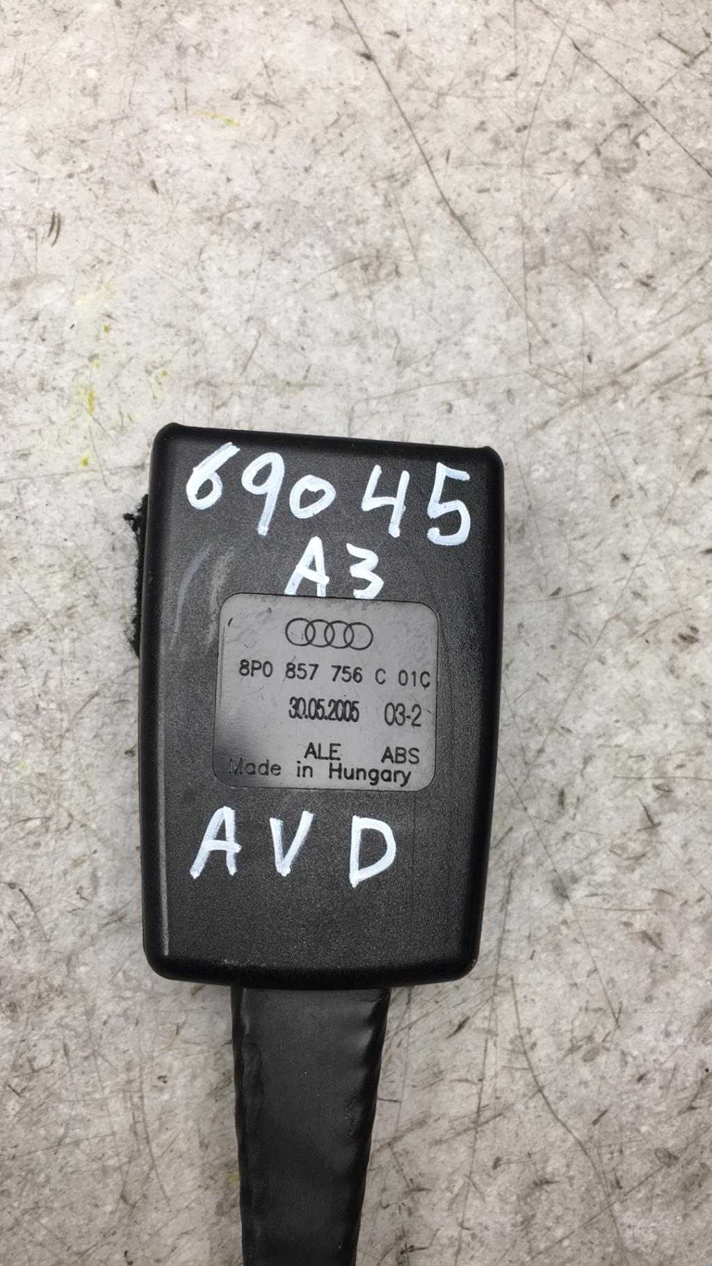 Aggancio cintura sicurezza anteriore destro AUDI A3 2 PHASE 1  - 1