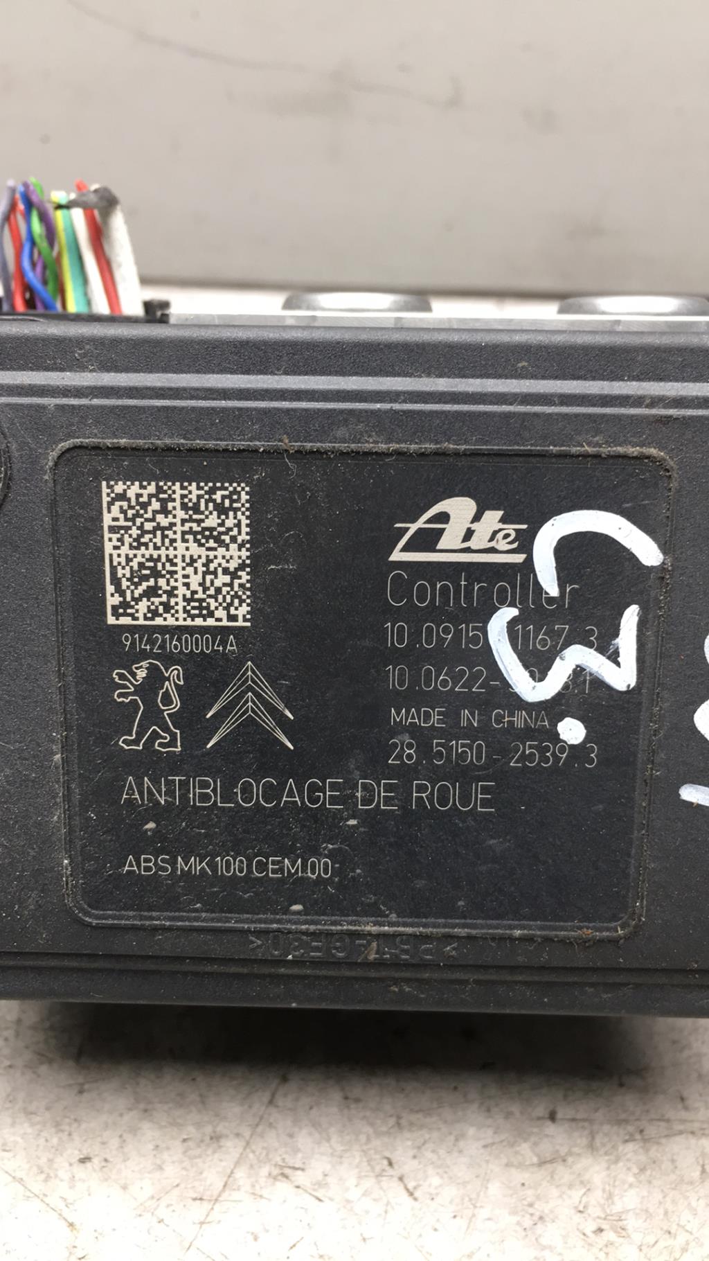 Bloc ABS (freins anti-blocage) CITROEN C3 2 PHASE 2 Essence - 1
