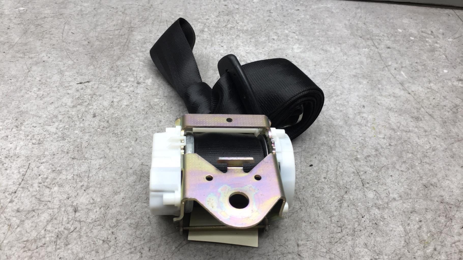 Cintura di sicurezza posteriore sinistra AUDI A3 2 PHASE 1  - 1