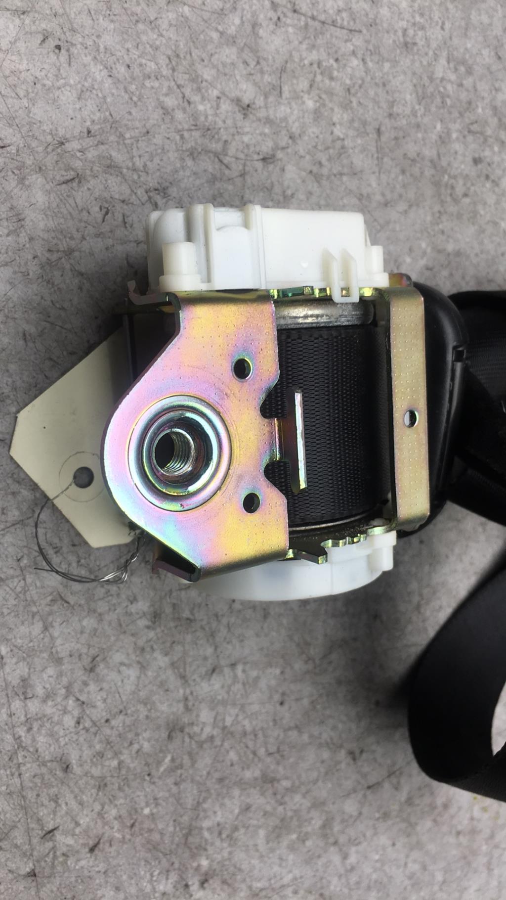 Ceinture avant droit FORD FOCUS 2 PHASE 1 Essence - 1