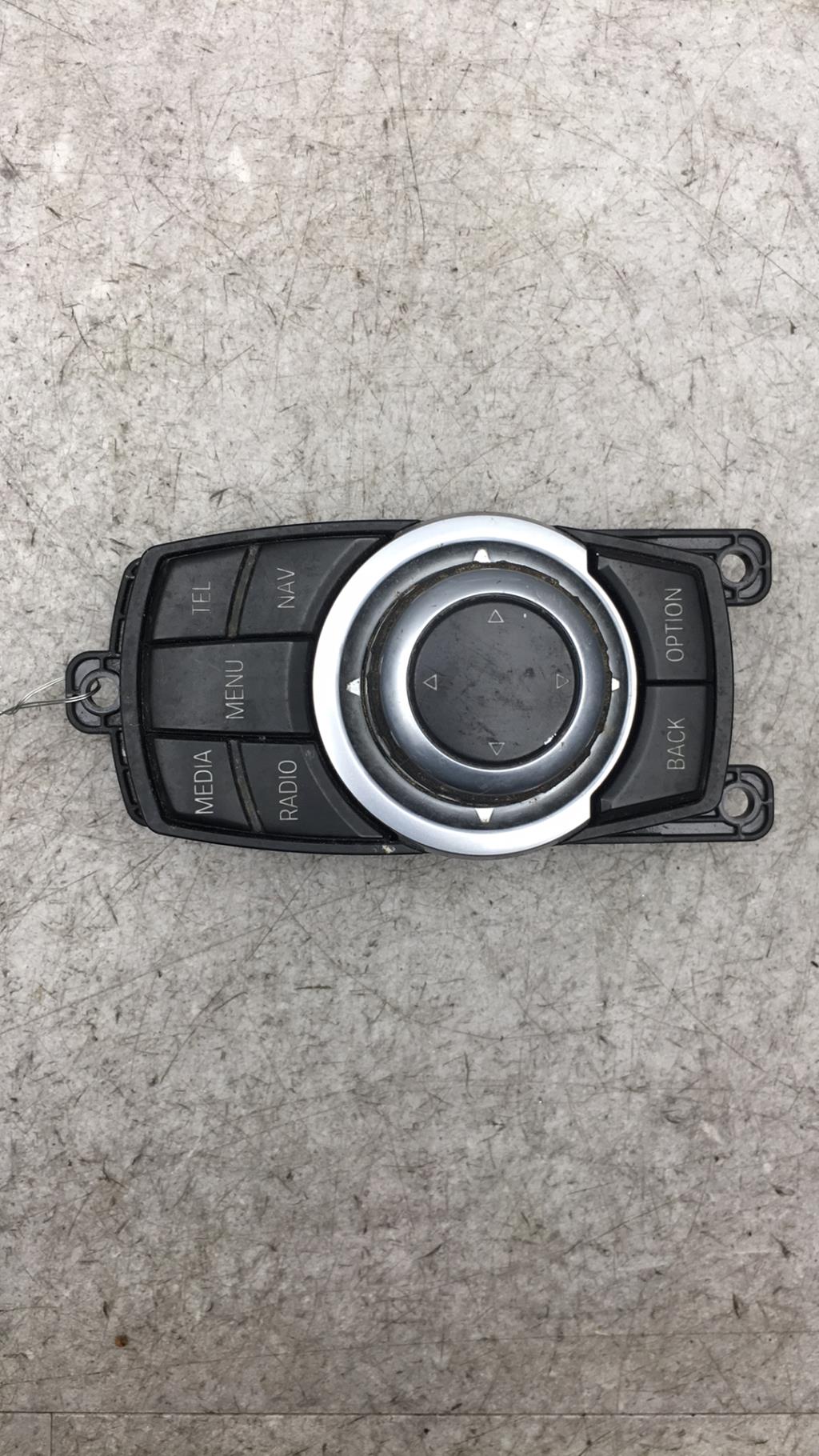 Commande autoradio BMW X4 F26 Diesel - 1