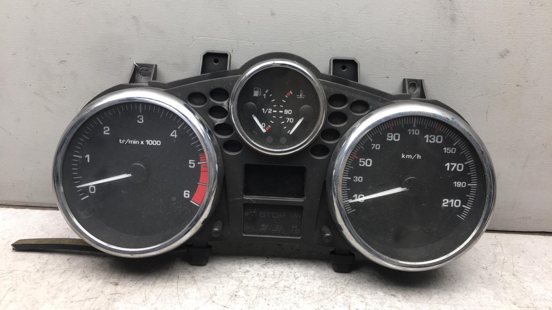 Compteur PEUGEOT 206+ Diesel - 1