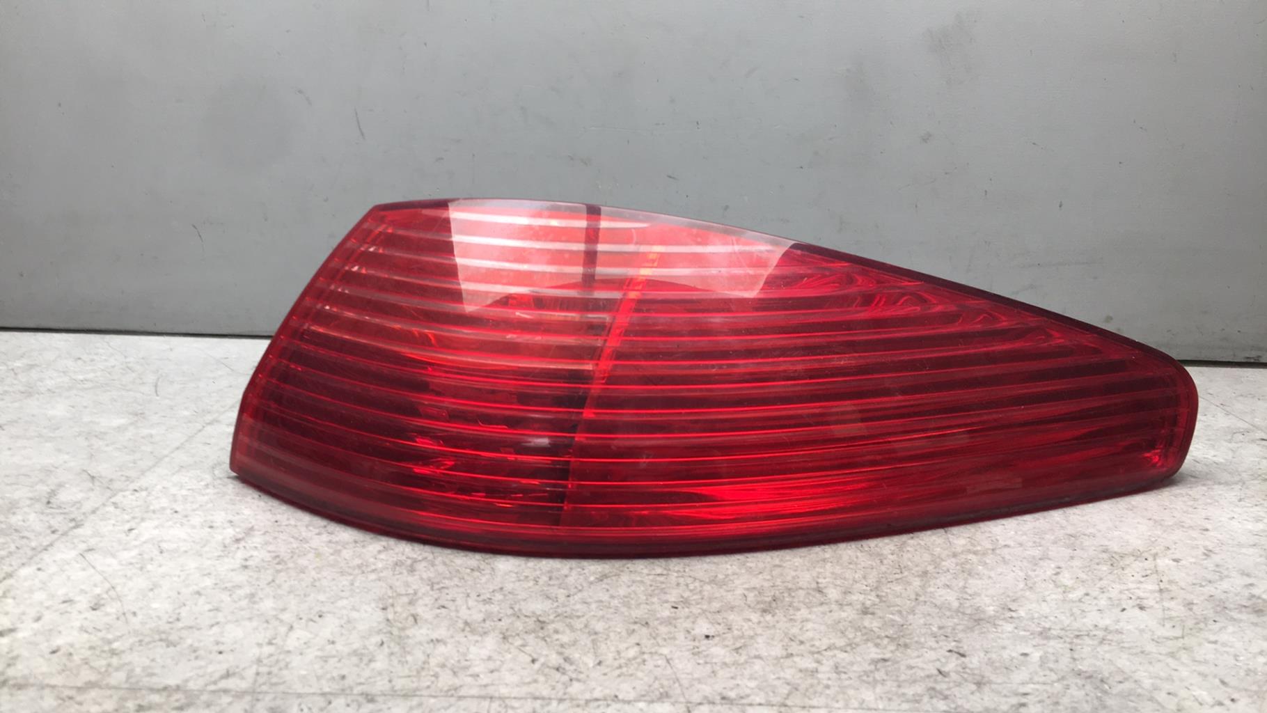 Fanale posteriore principale destro (luci) PEUGEOT 607 PHASE 1 Diésel - 1