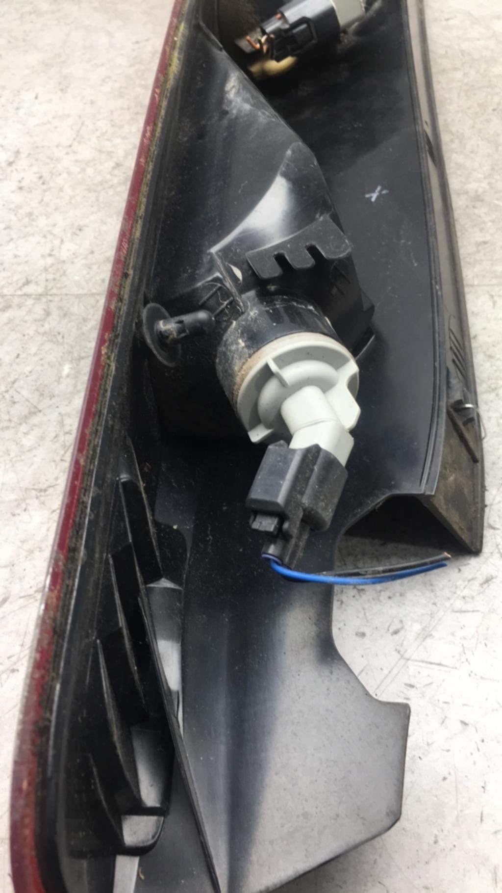 Feu arriere principal gauche (feux) FORD FOCUS 2 PHASE 1 Essence - 1